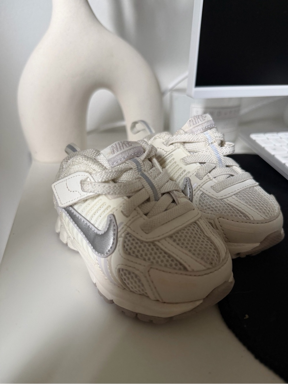 Nike Kids Cream & Silver Athletic Sneakers